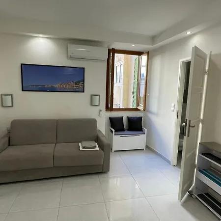 Studio Rue Pietonne Proche Plage Menton Exterior foto